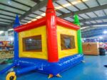 Crayon Jumping Castle - Image 4
